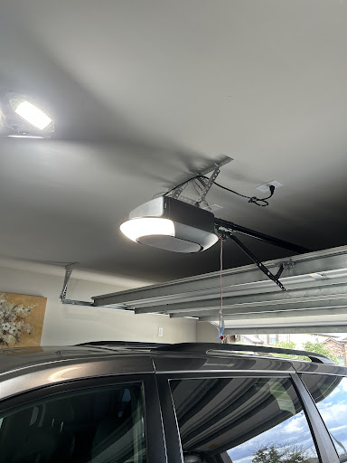 Garage door project - maintenance service